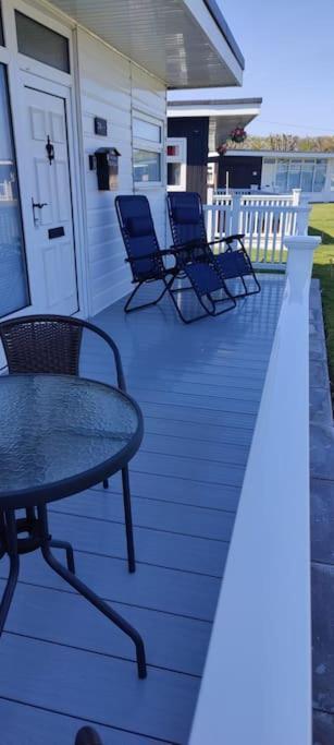 L&L'S Lodge, A Small But Perfectly Formed Chalet Chapel Saint Leonards Esterno foto